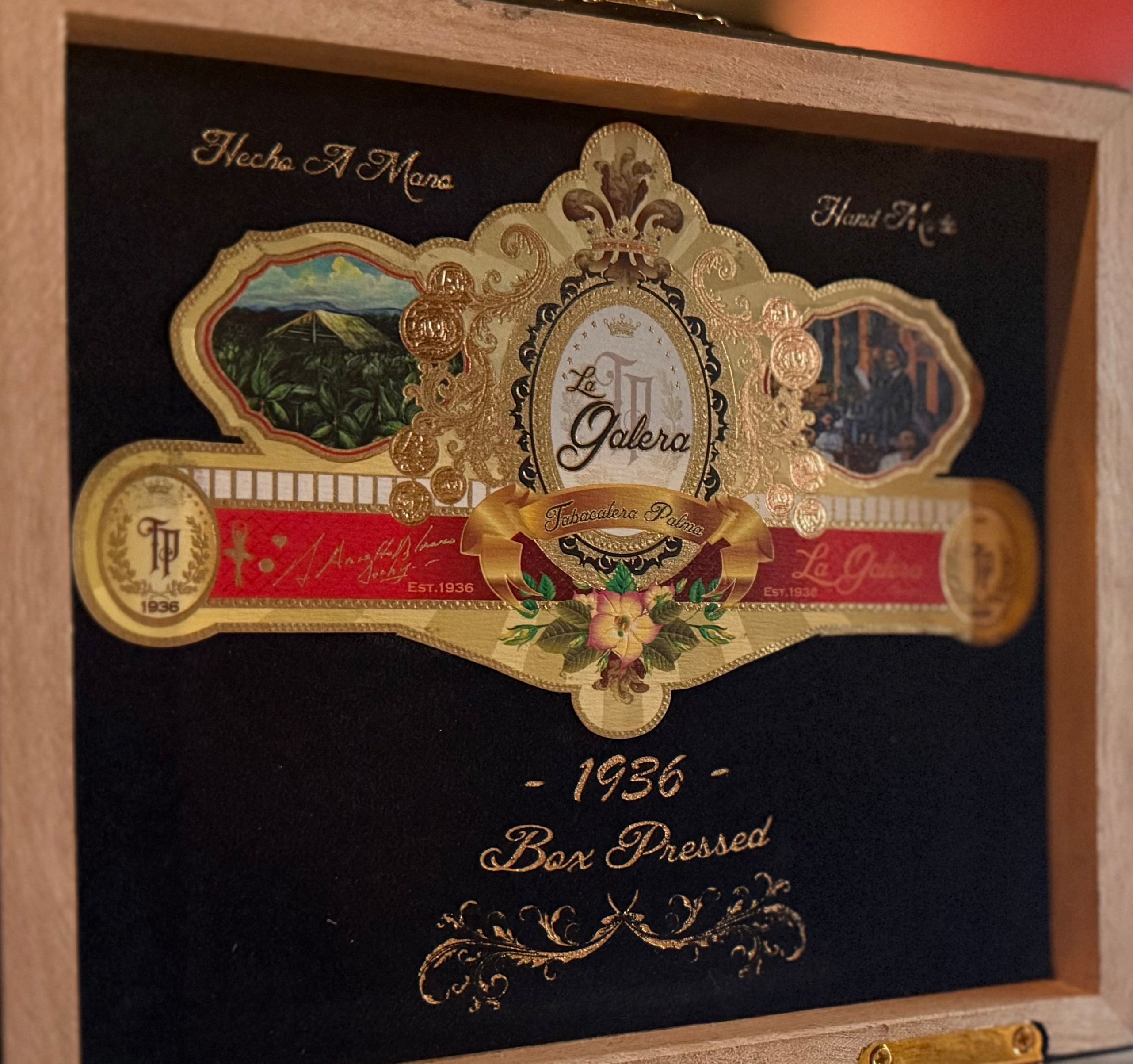 LA GALERA 1936 BOX PRESSED